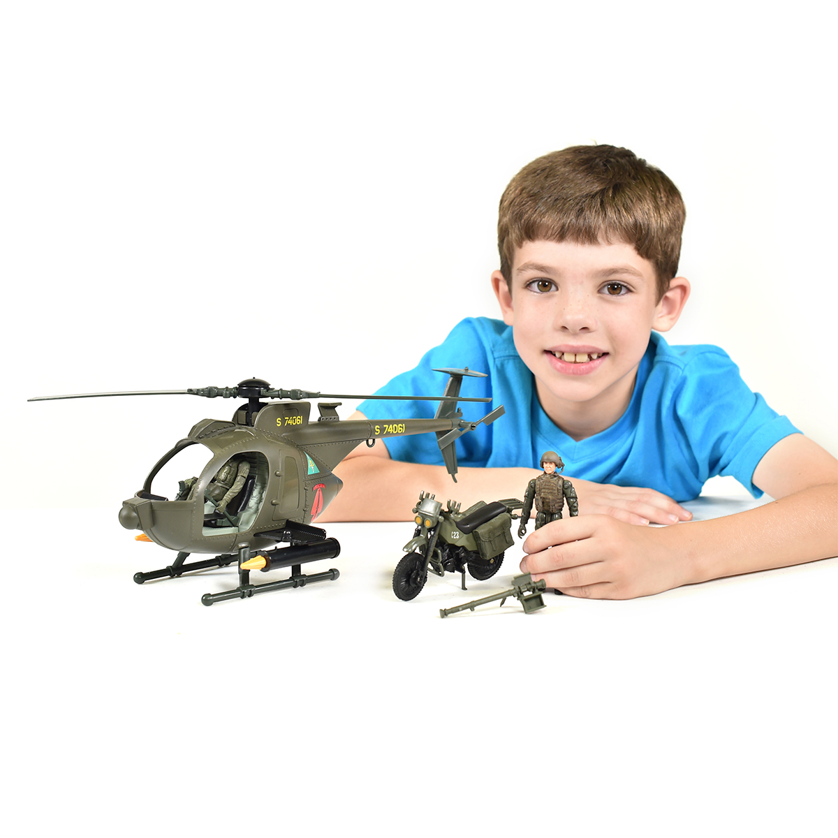 Игровой набор ELITE FORCE —МНОГОФУНКЦИОНАЛЬНЫЙ ВЕРТОЛЕТ MH-6