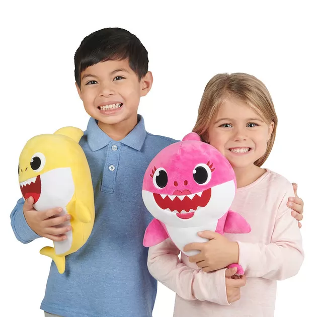 Інтерактивна м'яка іграшка BABY SHARK - Мама Акуленятка (30cm)
