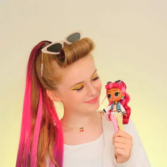 Ігровий набір з лялькою L.O.L. Surprise! серії Tweens" - Черрі-Леді"
