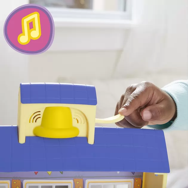 Игровой набор Peppa - Школа Пеппы (3 фигурки, звук)