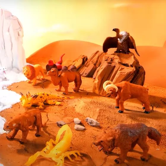 Стретч-игрушка в виде животного Diramix The Epic Animals – Лед против пустыни