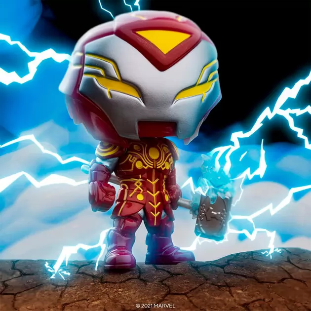 Игровая фигурка Funko POP! серии Мстители: Искажения бесконечности" &ndash; Железный молот"
