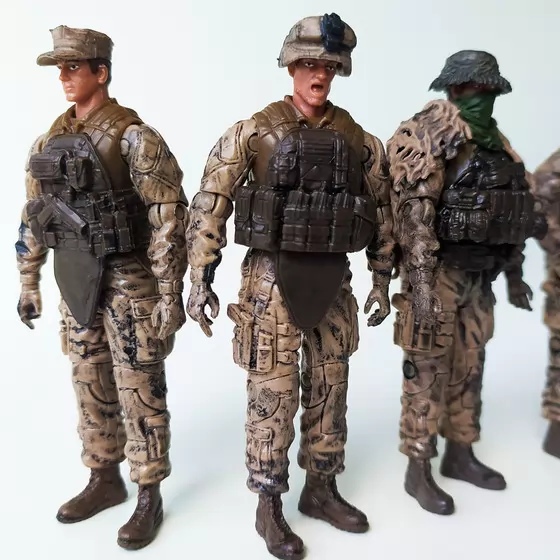 Ігровий набір фігурок солдатів ELITE FORCE  — РОЗВІДКА (5 фігурок, аксес.)