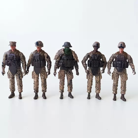 Ігровий набір фігурок солдатів ELITE FORCE  — РОЗВІДКА (5 фігурок, аксес.)