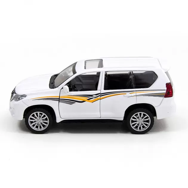 Автомодель - TOYOTA LAND CRUISER (белый)
