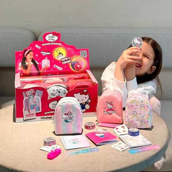 Коллекционная сумка-сюрприз Hello Kitty – Приятные мелочи