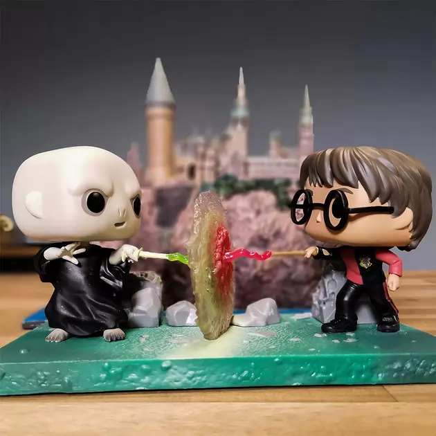 Ігрова фігурка Funko Pop! Moment серії Гаррі Поттер" &ndash; Гаррі проти Волан-де-Морта"