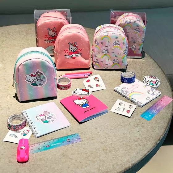Коллекционная сумка-сюрприз Hello Kitty – Приятные мелочи (9 шт., в дисплее)