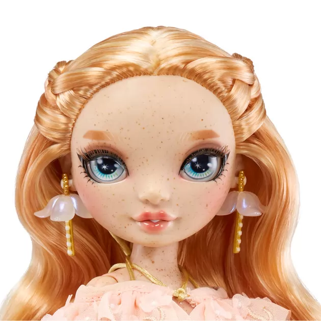 Кукла Rainbow High S23 &ndash; Виктория Вайтмэн