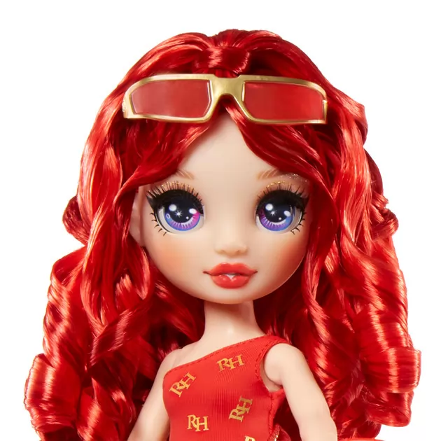 Лялька Rainbow High серії Swim & Style" &ndash; Рубі (з акс.)"