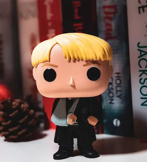 Ігрова фігурка Funko Pop! серії Гаррі Поттер" &ndash; Малфой зі зламаною рукою" - 76005_2.jpg - № 2