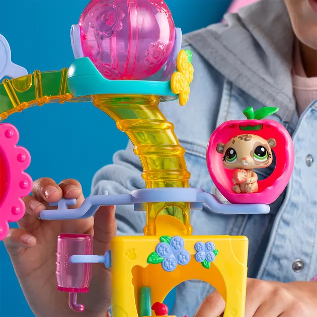 Игровой набор Littlest Pet Shop &ndash; Фабрика развлечений