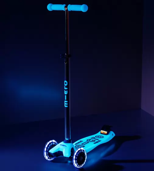 Самокат Micro серії Maxi Deluxe Glow LED" – Синій кришталь" - MMD366_5.jpg - № 5