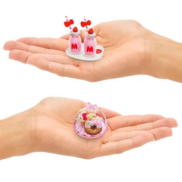 Ігровий набір Miniverse серії Sanrio" S1 &ndash; Створи смаколики в стилі Хеллоу Кітті"