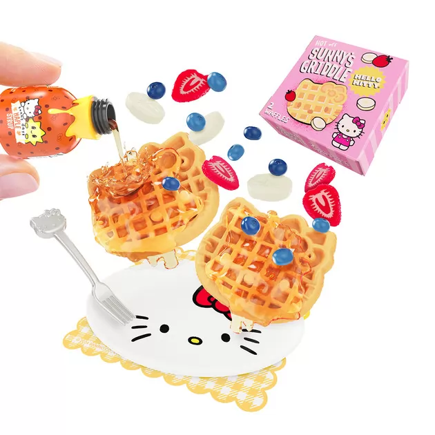 Ігровий набір Miniverse серії Sanrio" S1 &ndash; Створи смаколики в стилі Хеллоу Кітті"