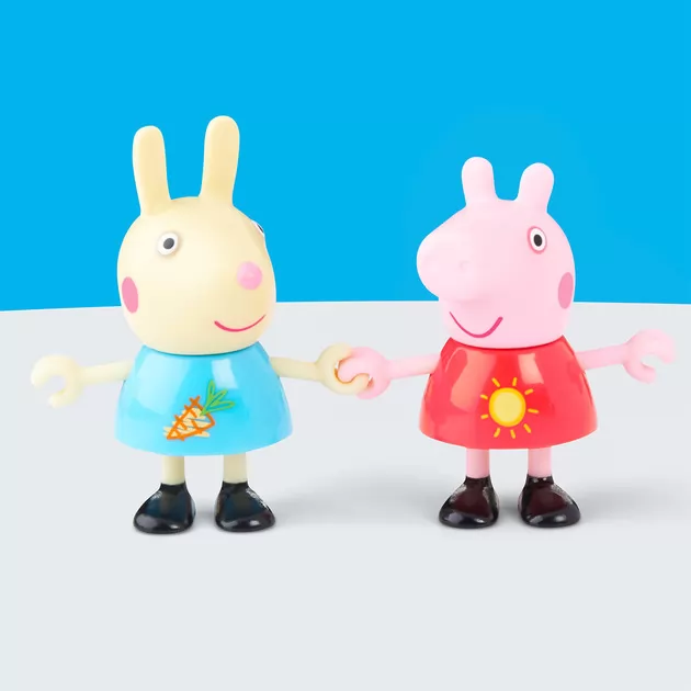 Игровой набор Peppa Figurines серии Моменты с Пеппой" &ndash; Приключения на качелях"