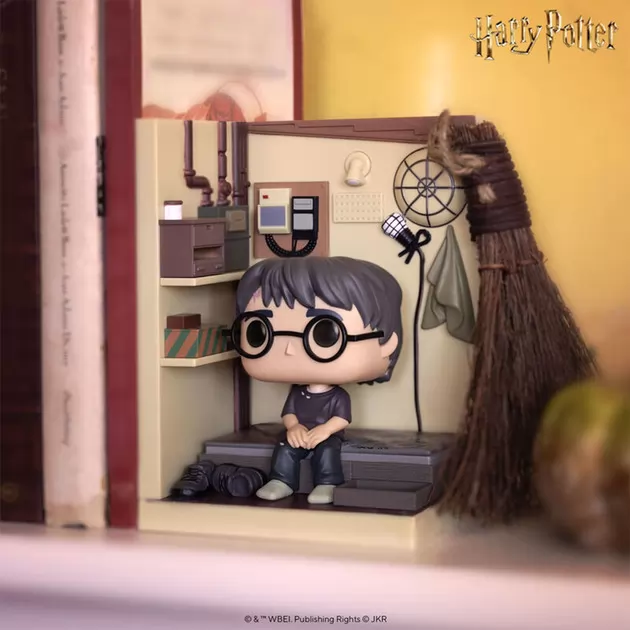 Игровая фигурка Funko Pop! Nooks - Гарри Поттер в кладовке