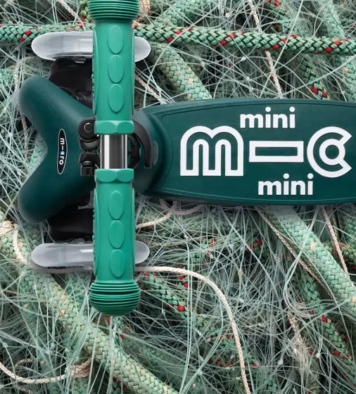 Самокат MICRO серії Mini Deluxe ECO LED" &ndash; Зелений" - MMD164_9.jpg - № 9