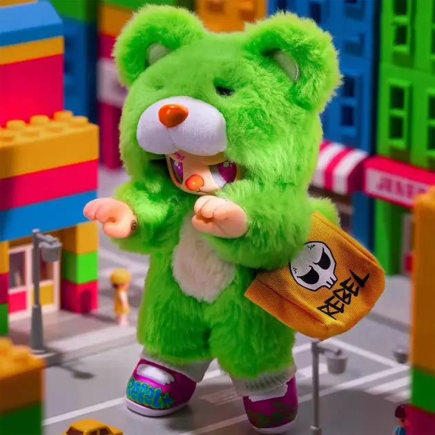 Коллекционная игрушка POP TOP Rebel Bear серии Find A Bag - Кул бой