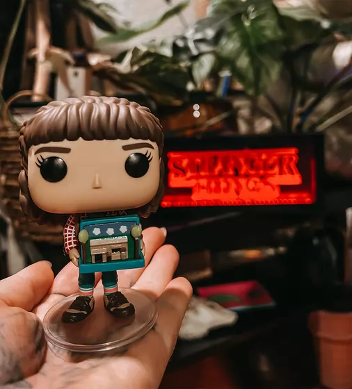 Игровая фигурка Funko POP! серии Очень странные дела S4 - Одиннадцать с диорамой - 65639_3.jpg - № 3