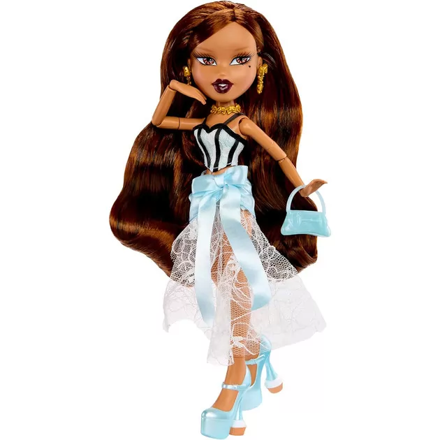 Игровой набор с куклой Bratz серии Stylin' Birthday" &mdash; Ясмин"