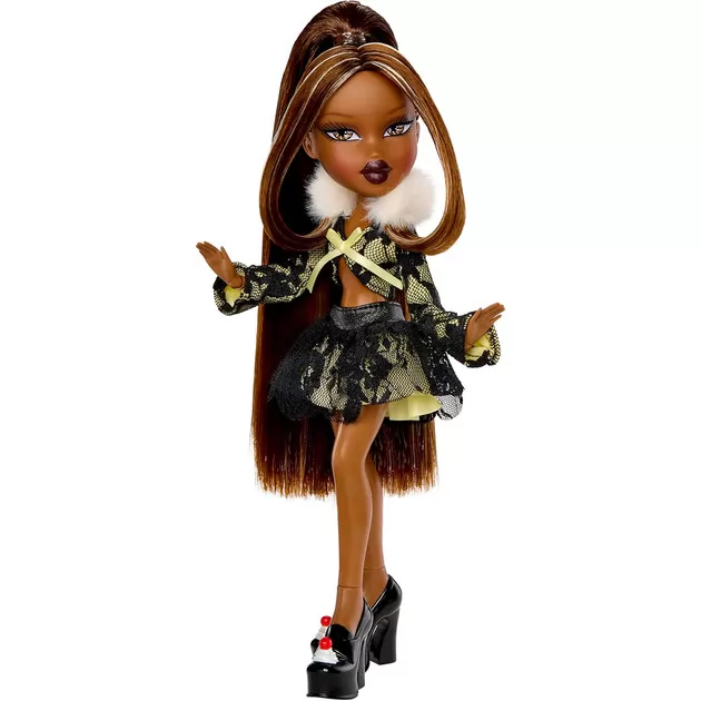 Ігровий набір з лялькою Bratz серії Stylin' Birthday" &mdash; Саша"
