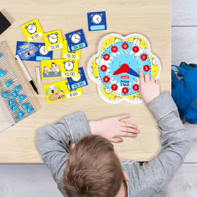 Навчальний ігровий набір серії Play Montessori" - Перший годинник"