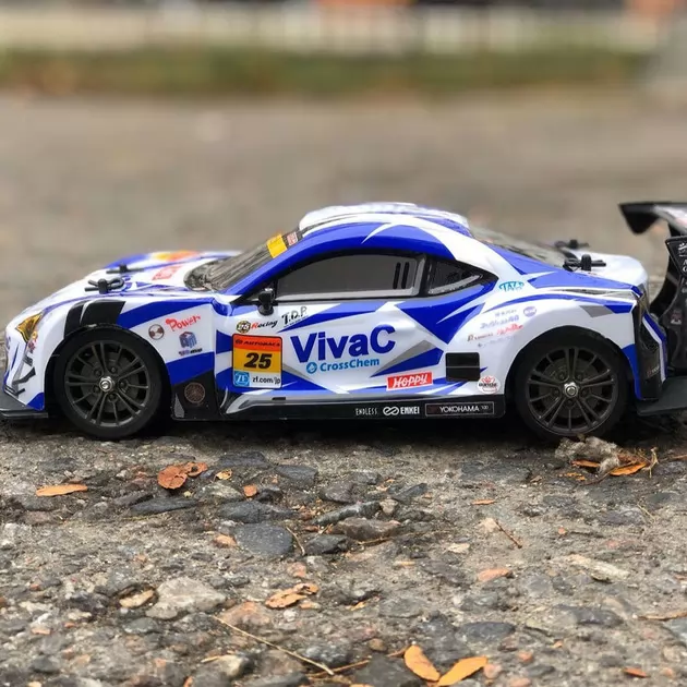 Автомобіль радіокерований &ndash; Toyota (1:16)