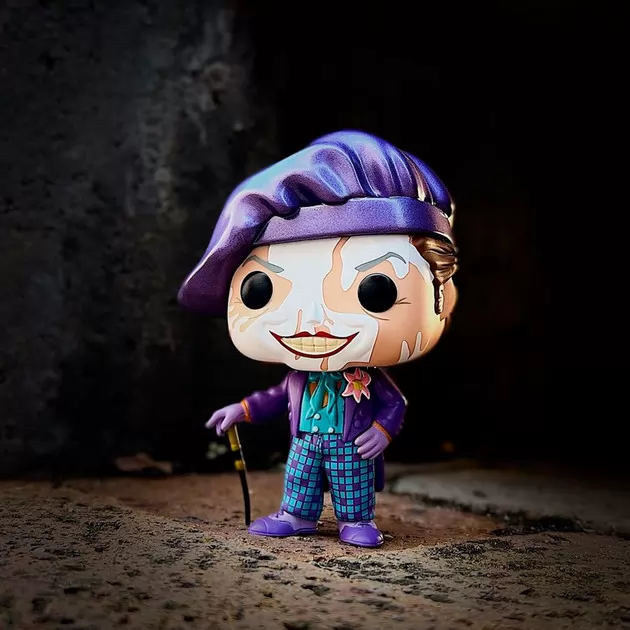 Ігрова фігурка Funko POP! серії Batman 1989" - JOKER WITH HAT WITH CHASE"